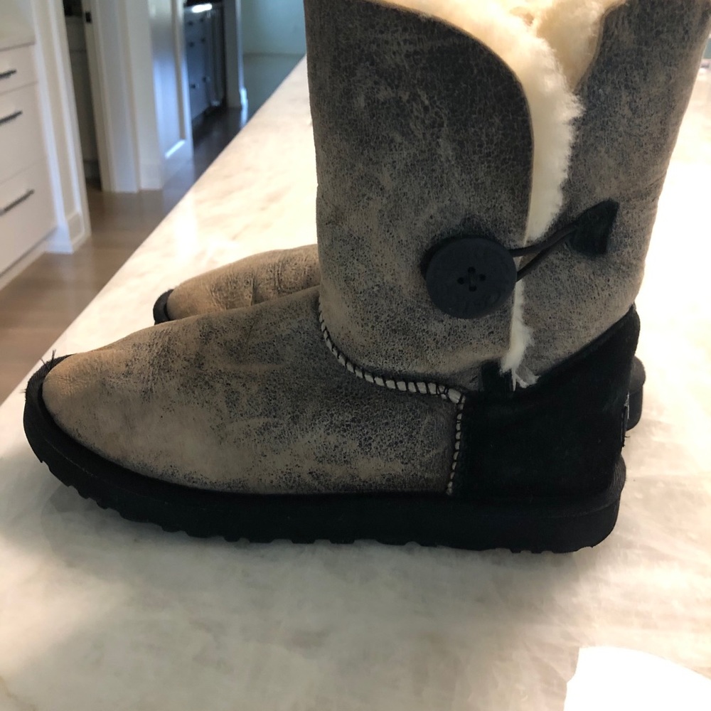 UGG Bailey Boot